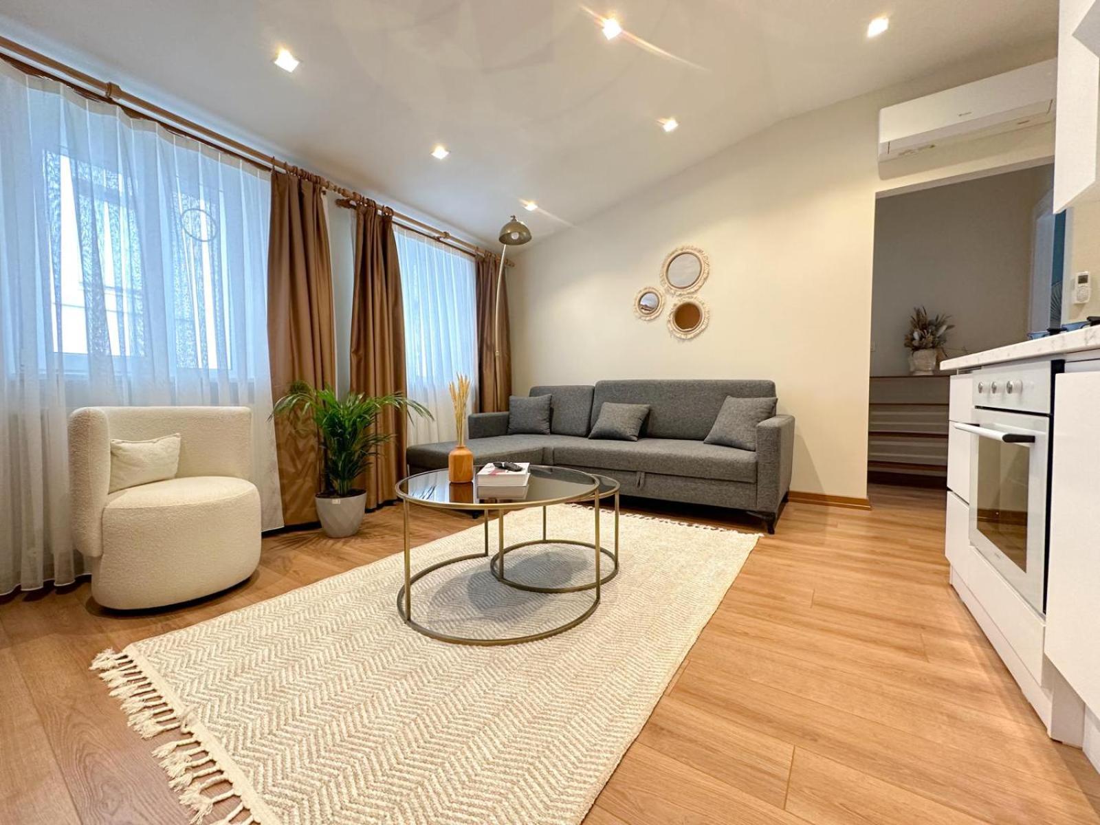 Sahin Pera Suit3 Location 2 Bedroom 3 Ac Great *